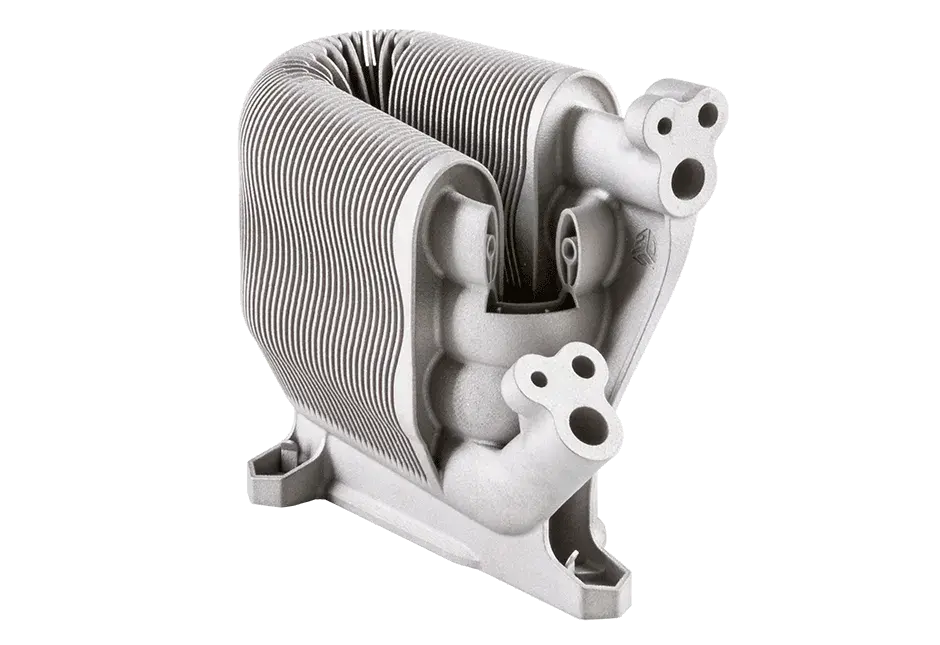 Trocador de calor de lamela com canais isolantes internos encapsulados para melhorar o coeficiente de transferência de calor.