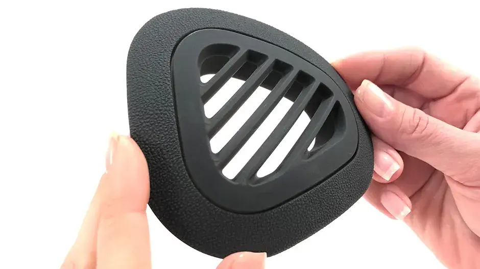 Uma grade de ventilação impressa com o Figure 4 Pro Black