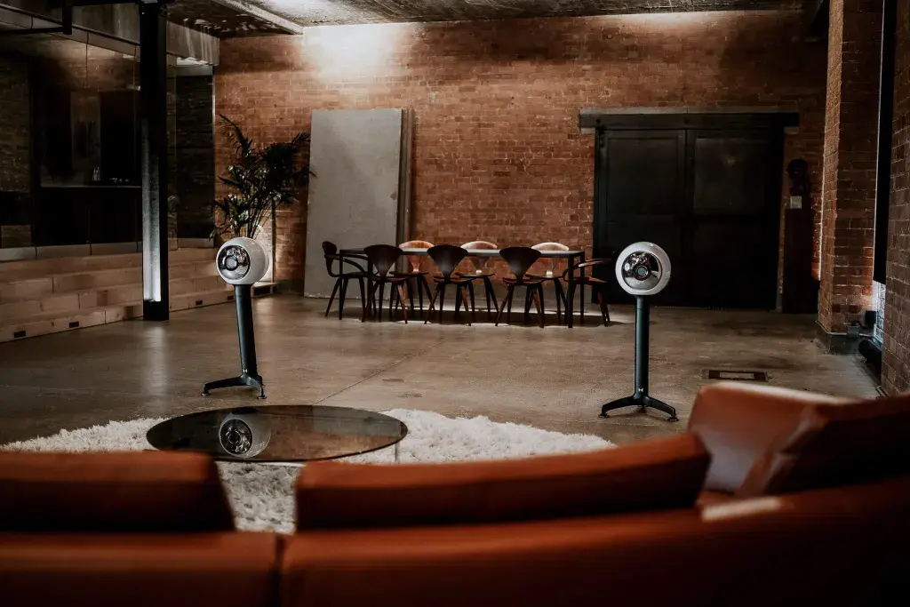 Caixas acústicas HYLIXA da Node Audio