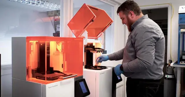 Preparação de impressão com a Figure 4 Standalone pela ACS Custom alternativa