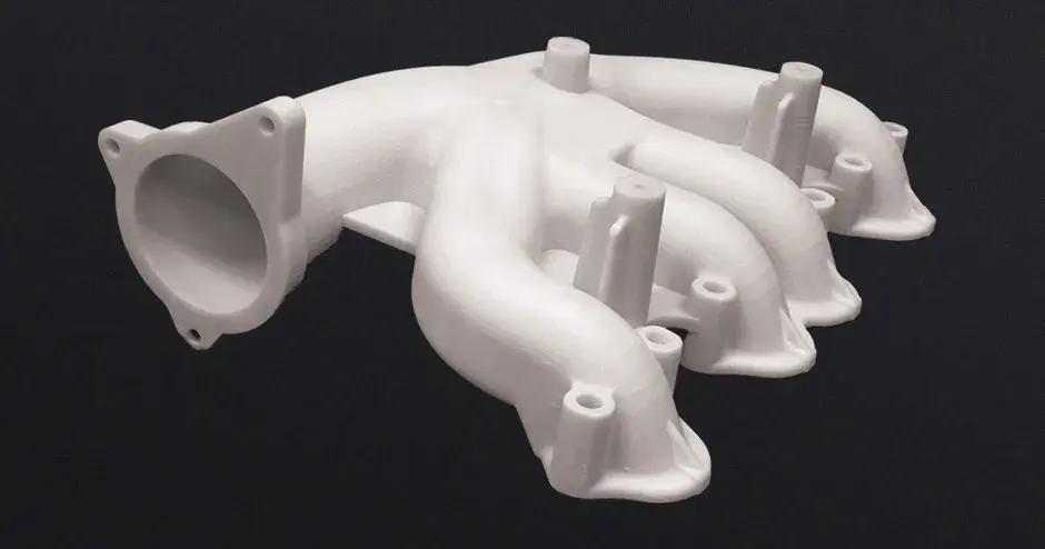 uma mangueira impressa em 3D com material Duraform HST SLS