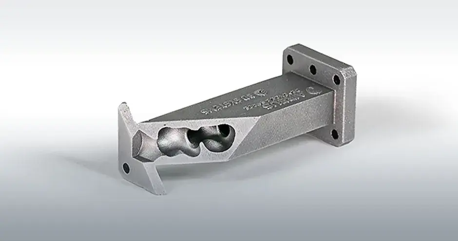 Corte de uma peça monolítica impressa em DMP da Airbus