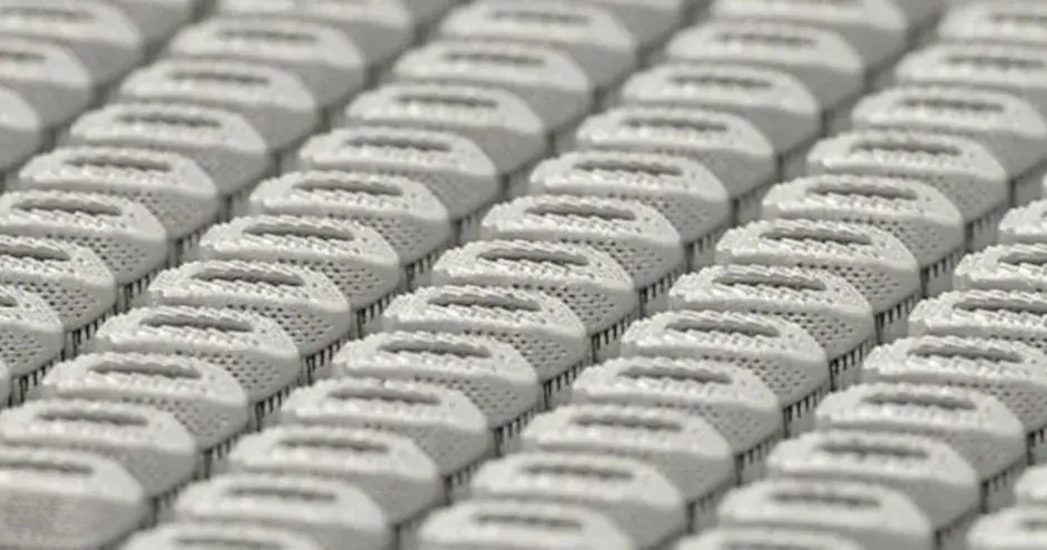 Implante espinhal de metal rms DMP