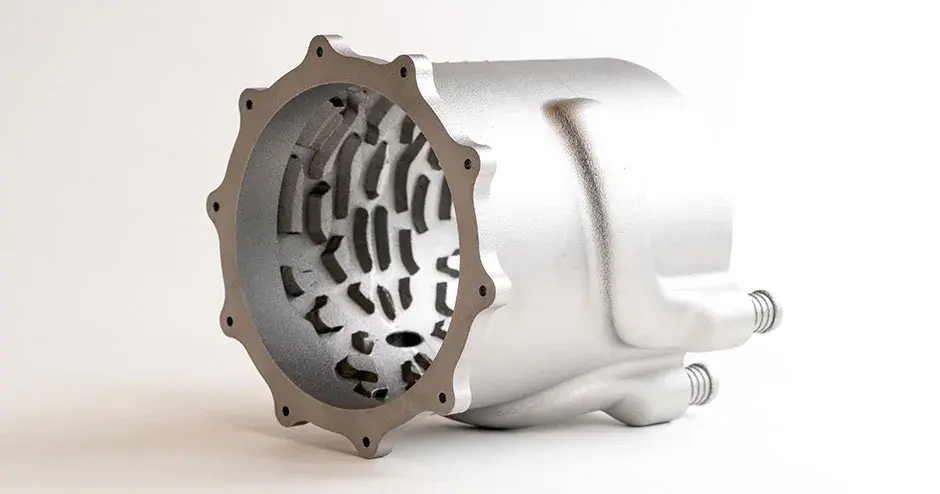 Miniatura do gerenciamento de fluidos e energia em metais para esportes automotores